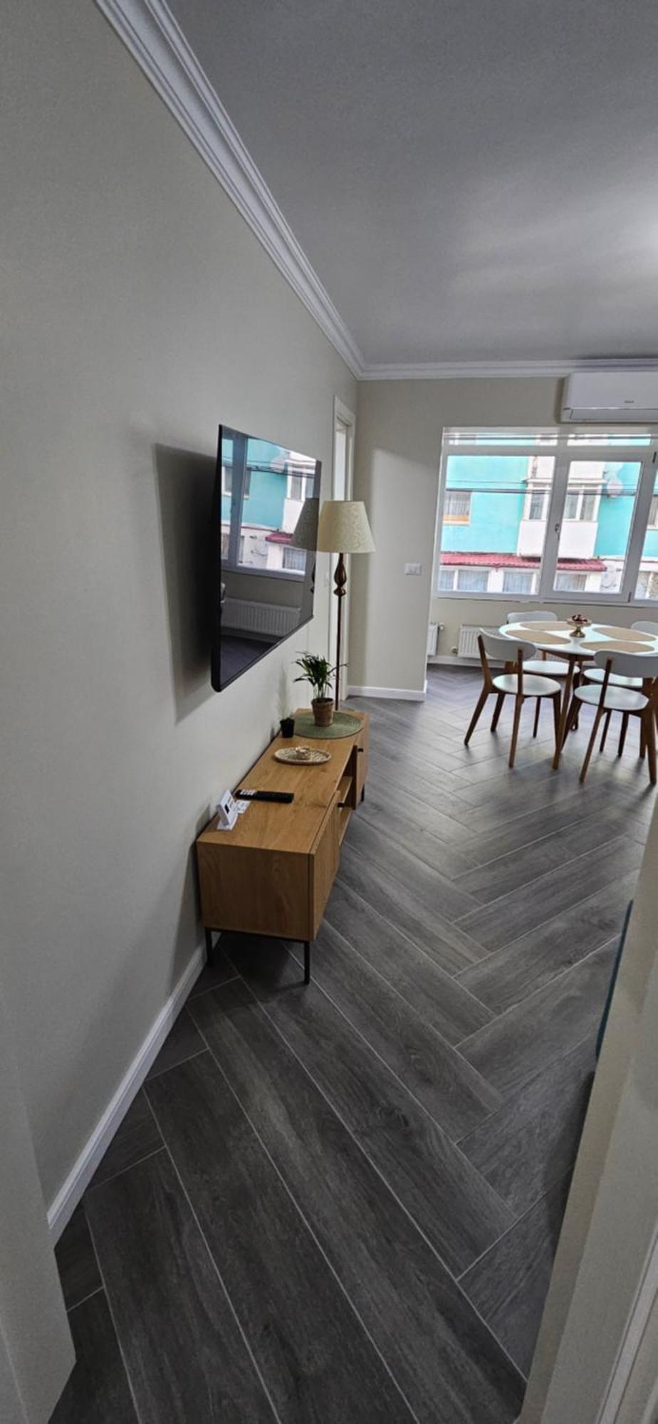Ferienwohnung White Rezidence II Curtea de Argeş Exterior foto