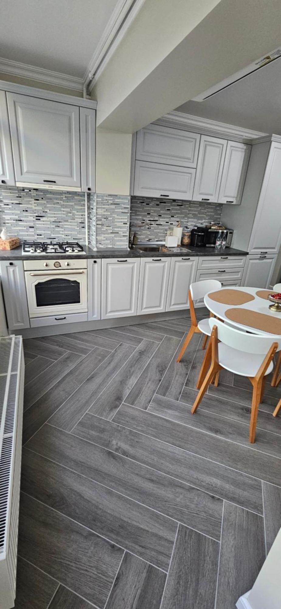 Ferienwohnung White Rezidence II Curtea de Argeş Exterior foto