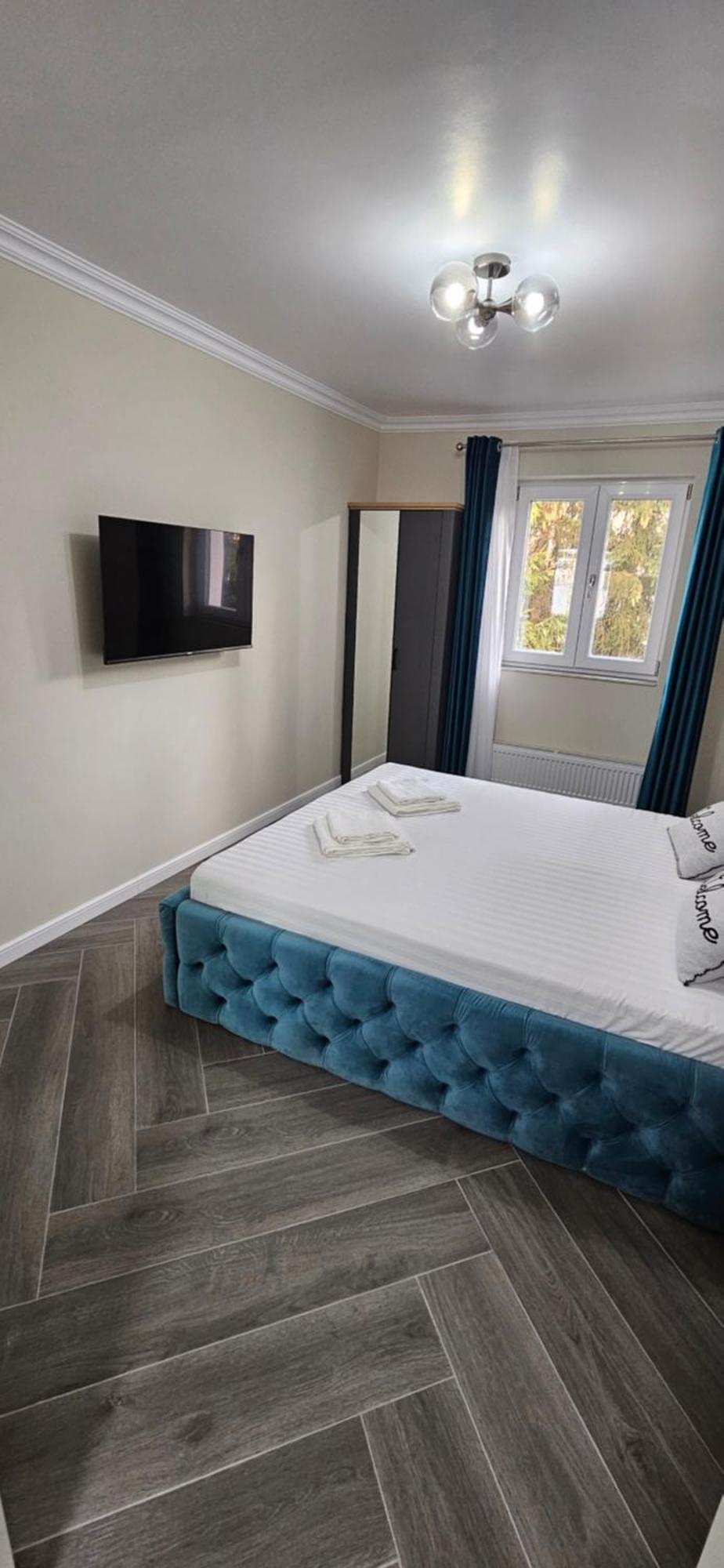 Ferienwohnung White Rezidence II Curtea de Argeş Exterior foto
