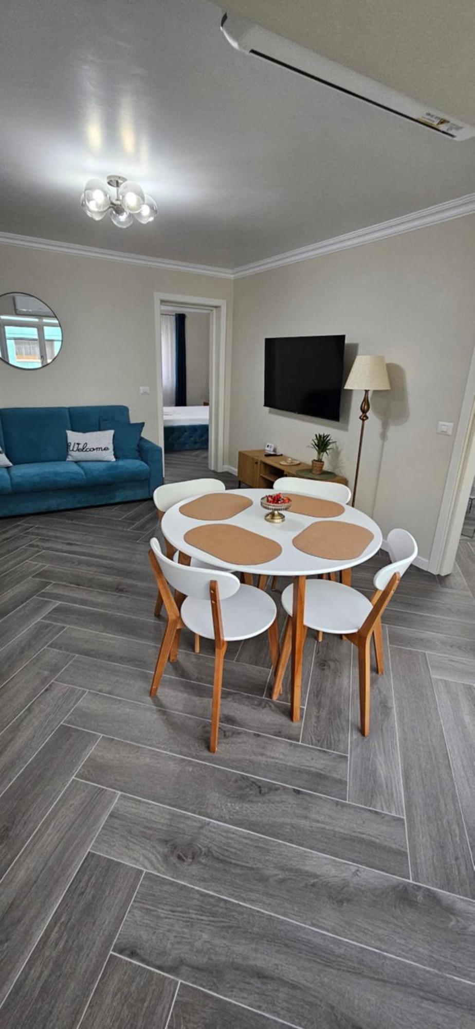 Ferienwohnung White Rezidence II Curtea de Argeş Exterior foto